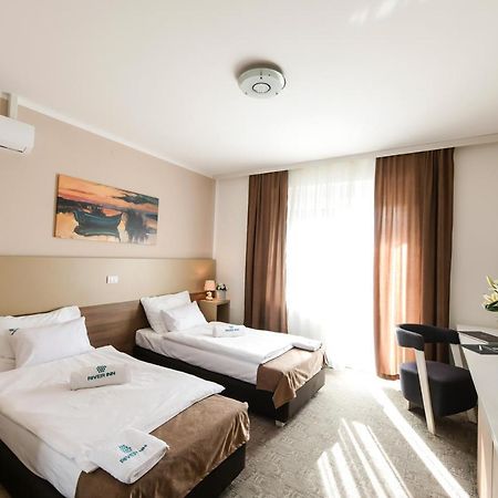 River Inn Stari Banovci Eksteriør bilde