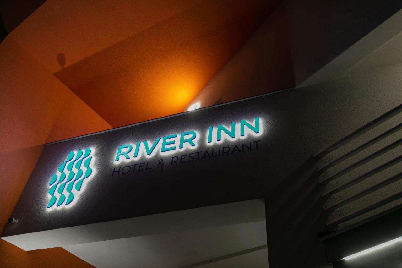 River Inn Stari Banovci Eksteriør bilde